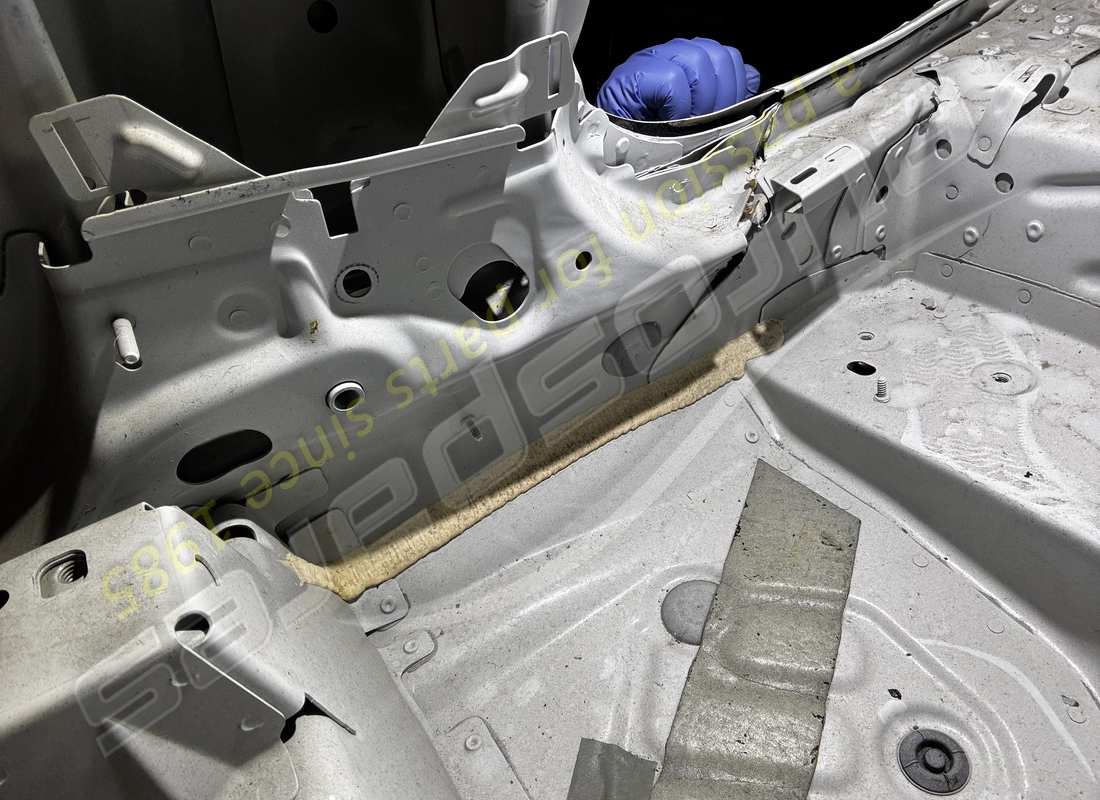 carrosserie complète d'occasion lamborghini. numéro de pièce 4m0802123body (7)