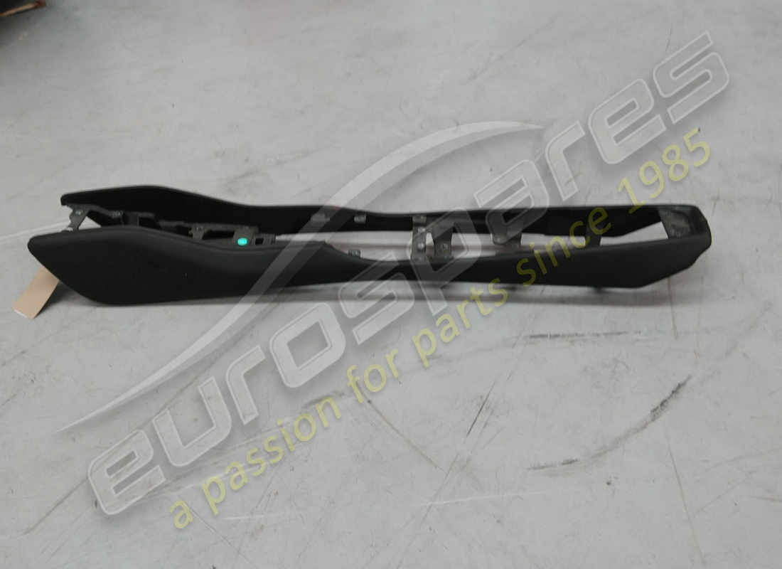 base corpo mobiletto ferrari endommagée complète. numéro de pièce 873703 (2)