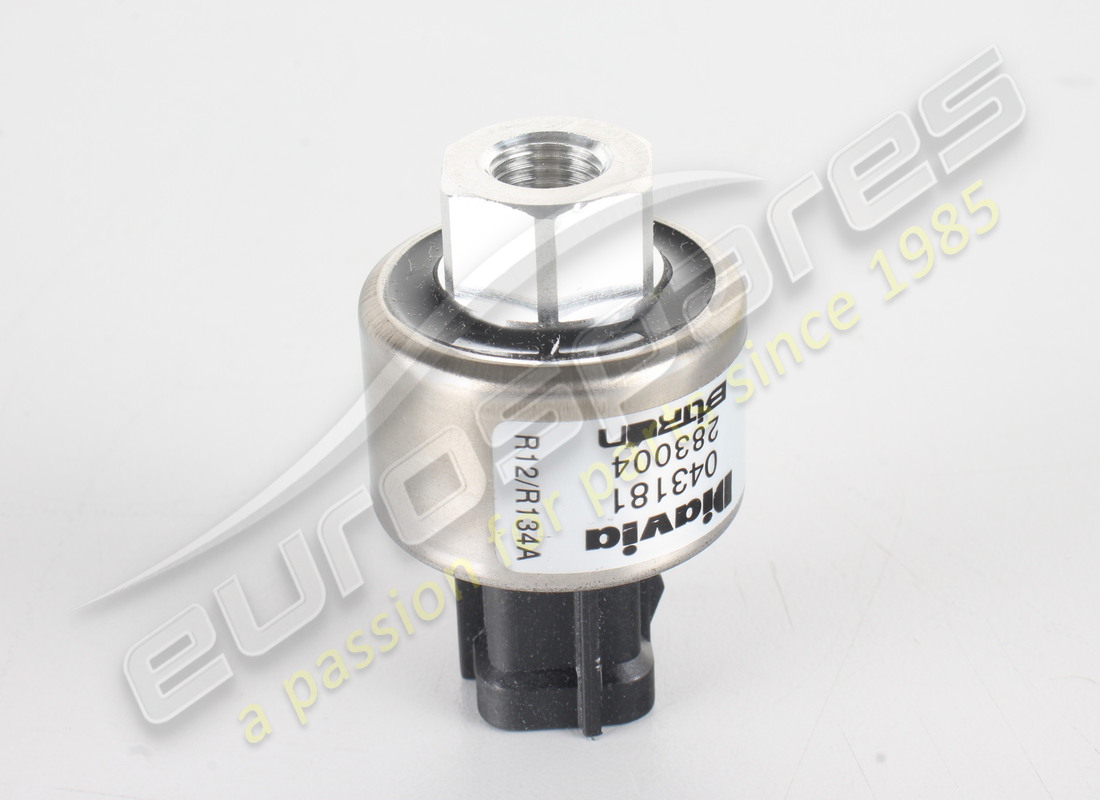 nouveau pressostat ferrari. numéro de pièce 65628200 (1)