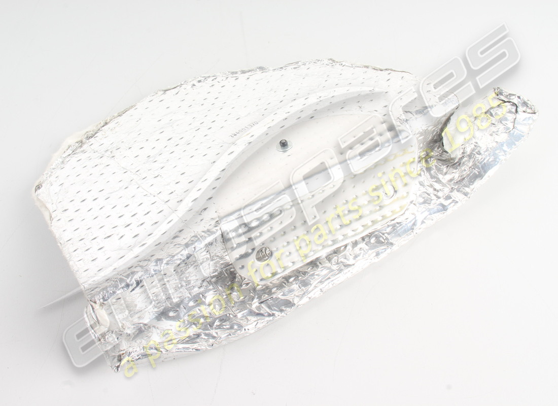 nouvelle cloison maserati. numéro de pièce 384001370 (1)