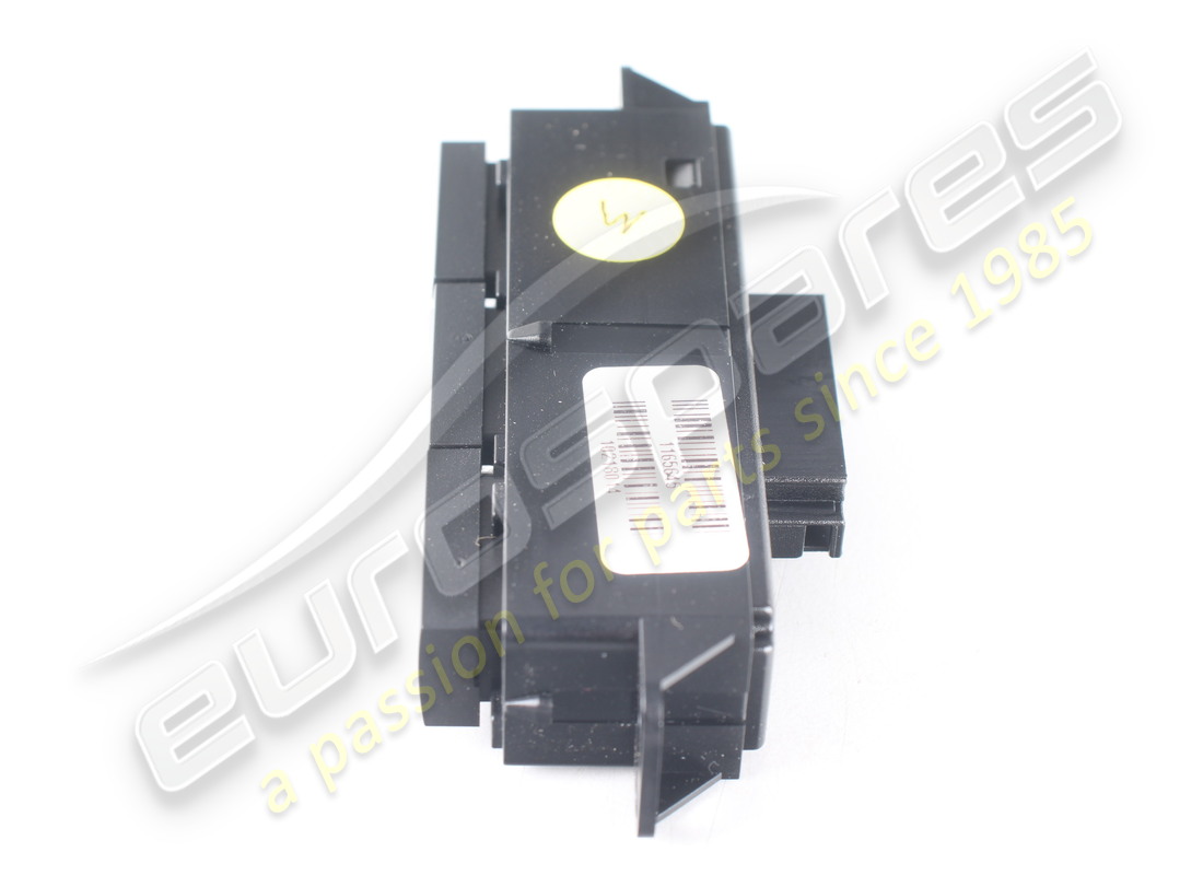 NOUVEAU SYSTÈME DE CAPTEURS-CAMÉRA-LEVAGE FERRARI C. RÉFÉRENCE 319568 (2) nouveau système de capteurs-caméra-levage ferrari c. référence 319568 (2)