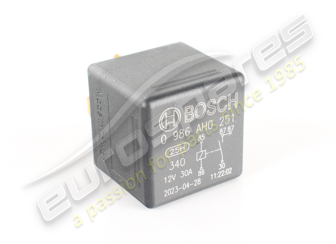 nouveau micro-relais ferrari. numéro de pièce 40130007 (1)