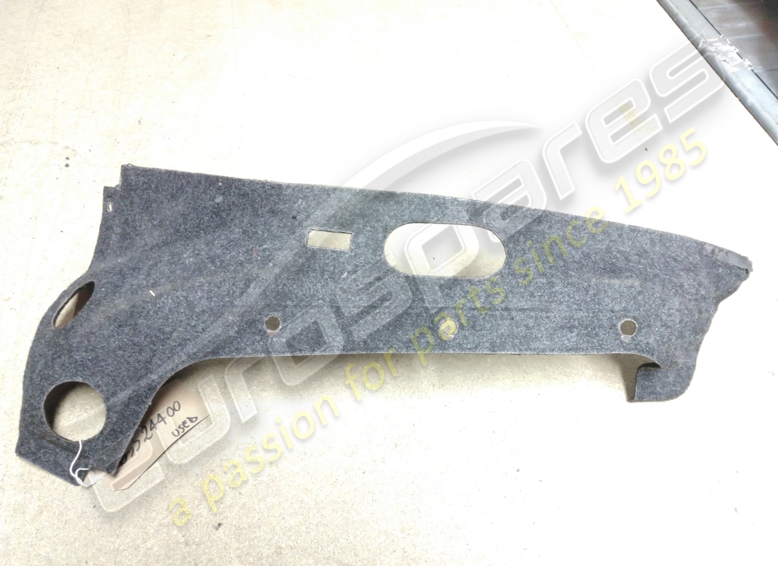 UTILISÉ Ferrari COMPARTIMENT DE COFFRE À TAPIS GAUCHE. NUMÉRO DE PIÈCE 65524400 (1)