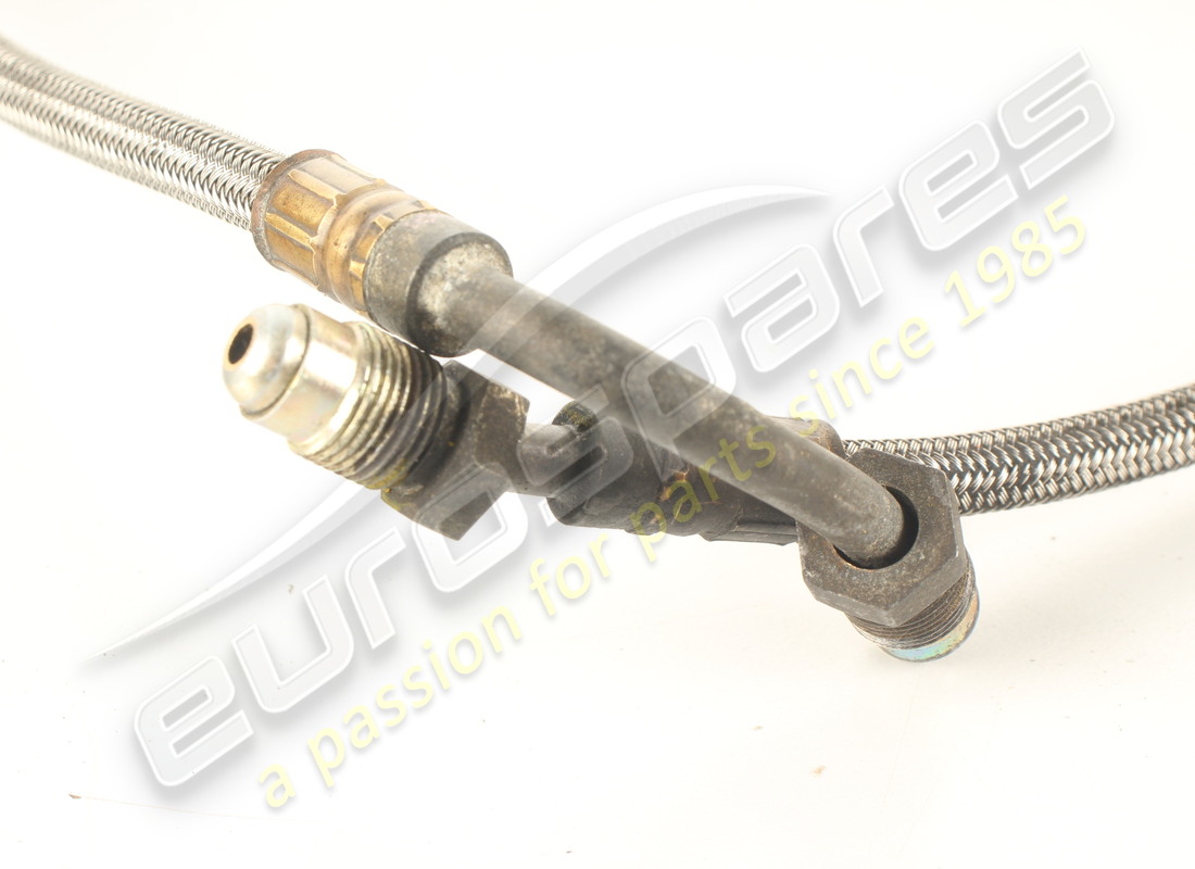 tuyau de maserati utilisé. numéro de pièce 388210112 (2)