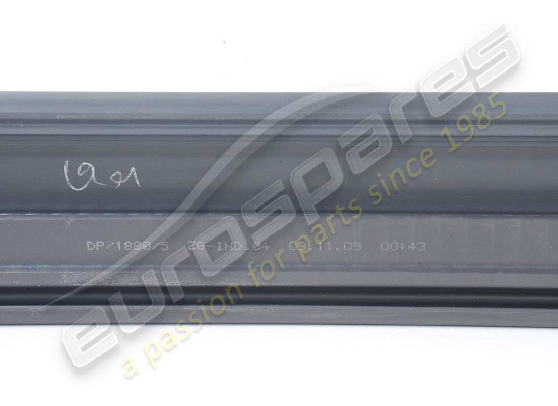 NEW FERRARI FRONT CAPOTE GASKET. PART NUMBER 80458300 (4) new ferrari front capote gasket. part number 80458300 (4)