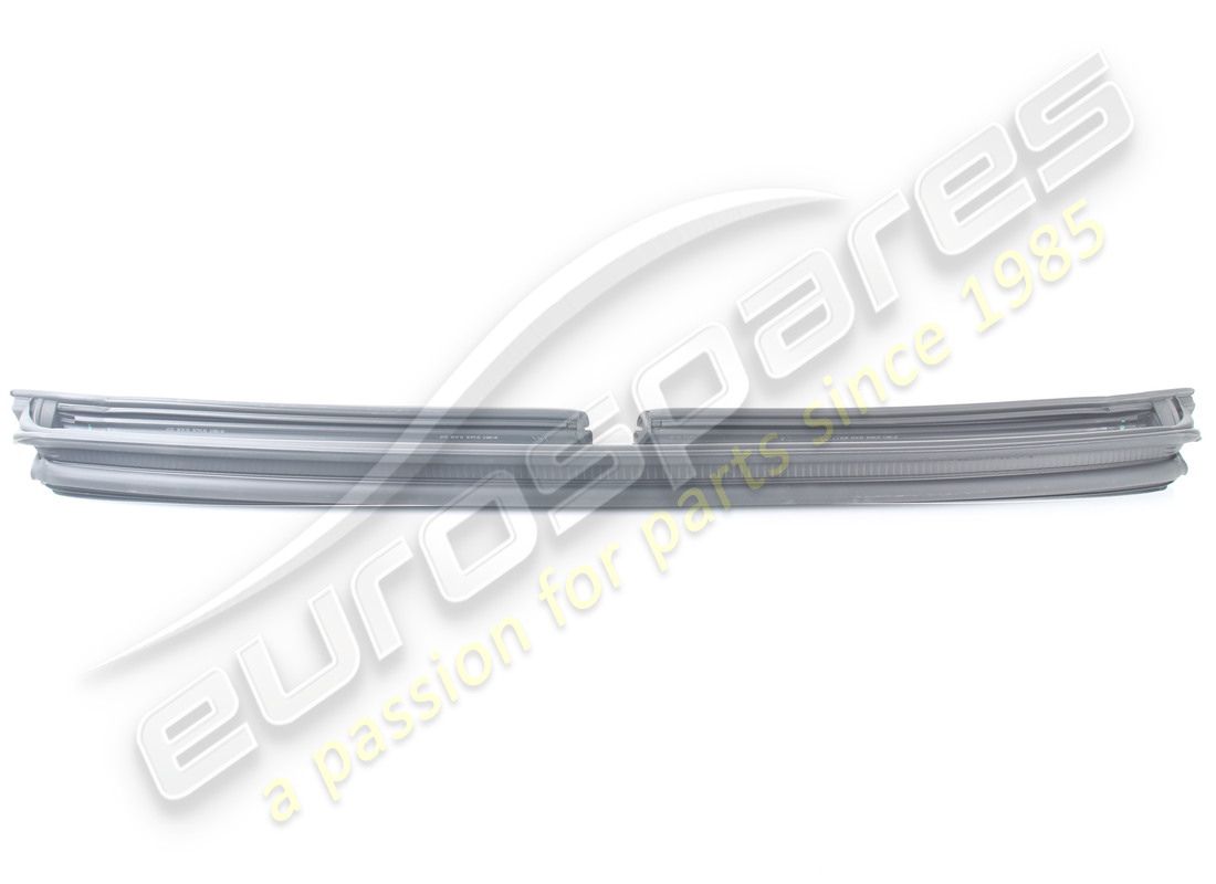 NEW FERRARI FRONT CAPOTE GASKET. PART NUMBER 80458300 (1) new ferrari front capote gasket. part number 80458300 (1)