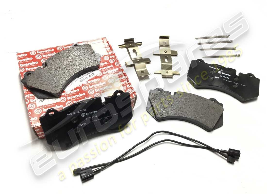 nouveau kit ferrari de plaquettes avant. numéro de pièce 70001086 (1)