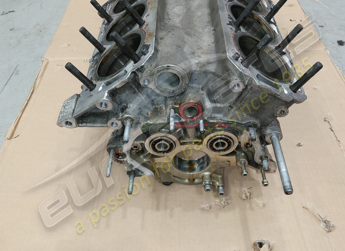 utilisé ferrari 550m carter moteur. numéro de pièce 171622 (4)