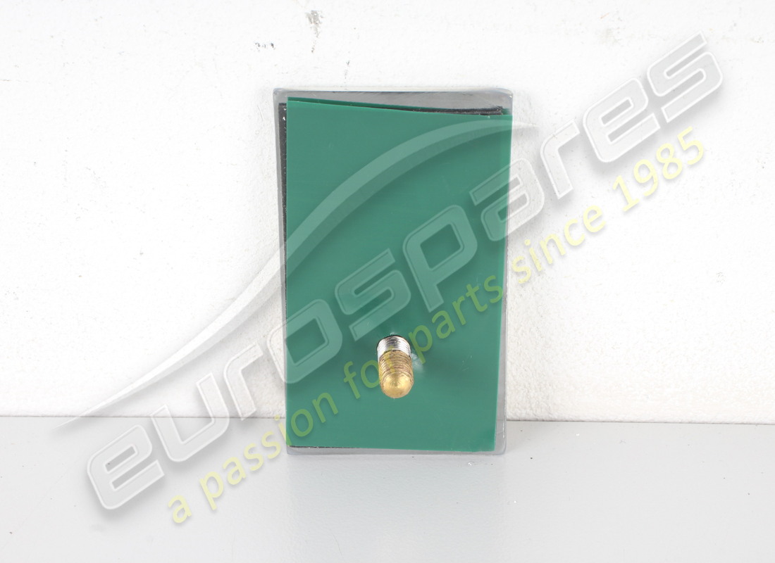 nouveau eurospares ferrari insigne de nez avant. numéro de pièce 62673100 (2)