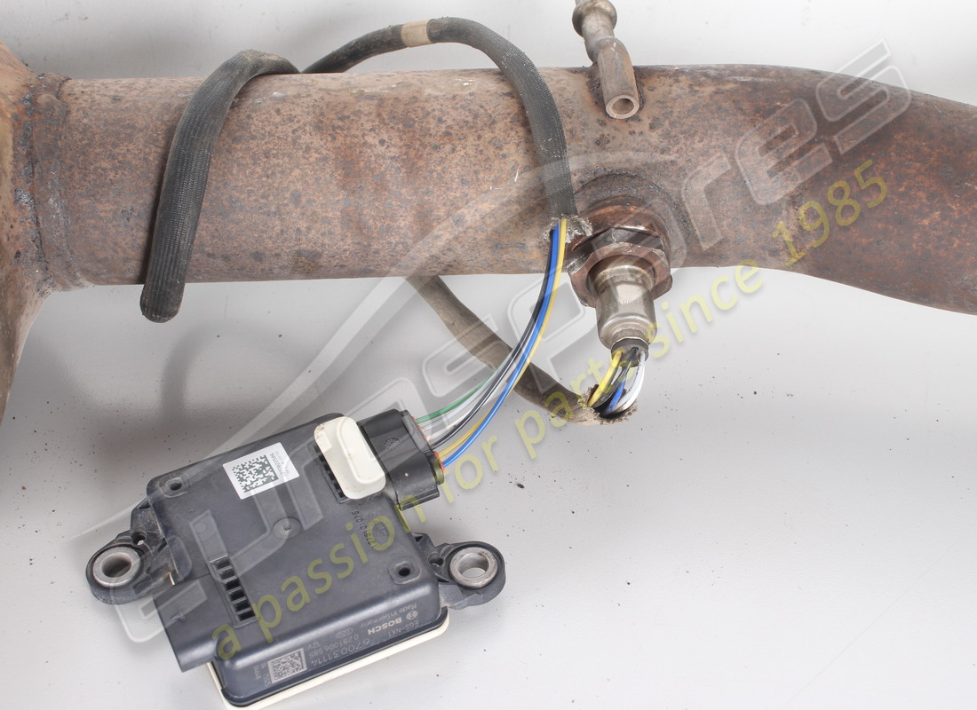 utilisé maserati silencieux central. numéro de pièce 670034578 (5)