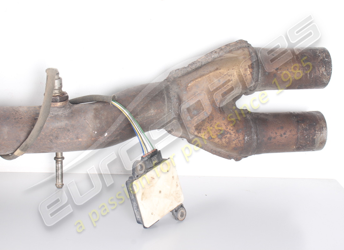 utilisé maserati silencieux central. numéro de pièce 670034578 (4)