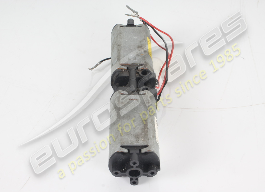 MOTEUR DE GUIDAGE FERRARI D'OCCASION. NUMÉRO DE PIÈCE 65877100 (3) moteur de guidage ferrari d'occasion. numéro de pièce 65877100 (3)