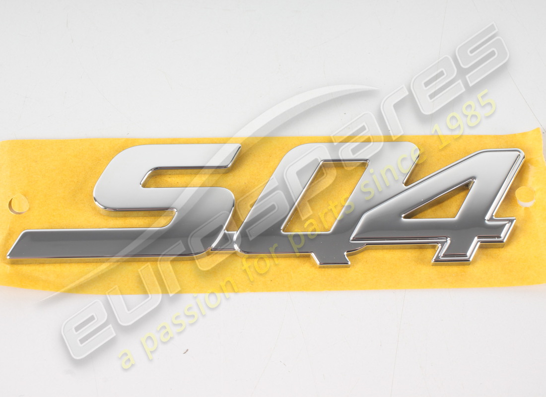 NOUVEAU BADGE MASERATI SQ4. NUMÉRO DE PIÈCE 670101231 (1) nouveau badge maserati sq4. numéro de pièce 670101231 (1)