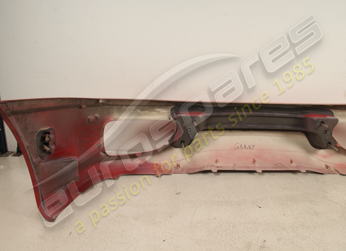 nouveau pare-chocs avant ferrari. numéro de pièce 64861610 (9)