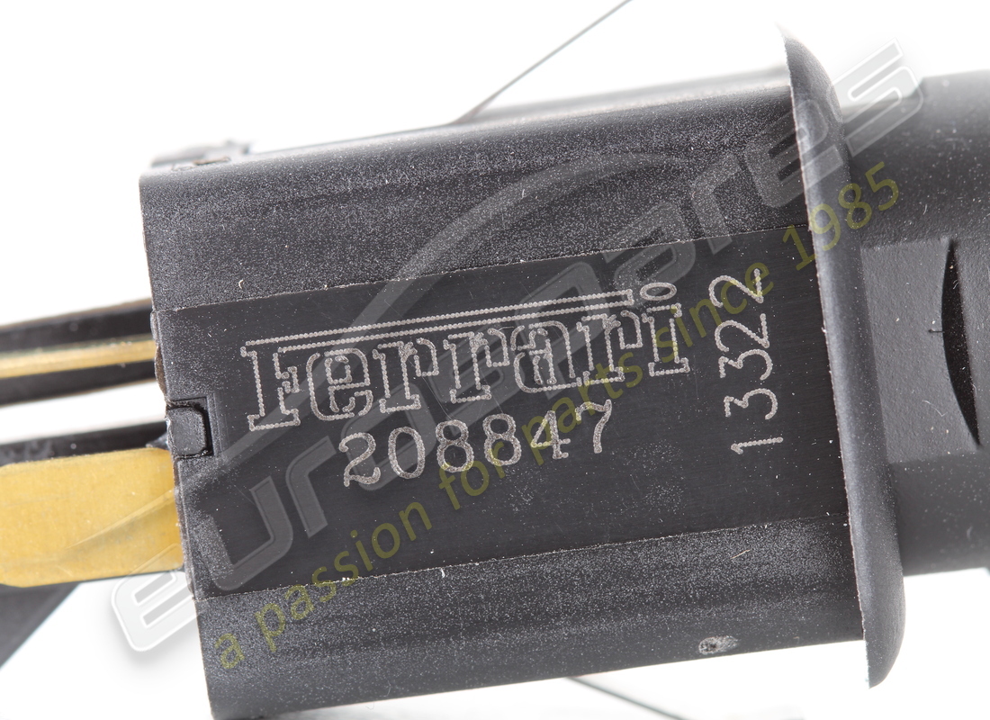 INTERRUPTEUR DE FEU DE STATIONNEMENT NEUF FERRARI. NUMÉRO DE PIÈCE 208847 (4) interrupteur de feu de stationnement neuf ferrari. numéro de pièce 208847 (4)