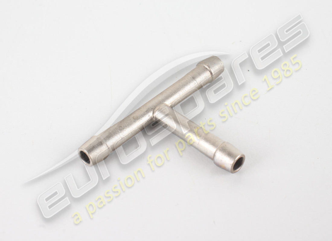 nouveau raccord union maserati 3 voie. numéro de pièce 585412320 (1)
