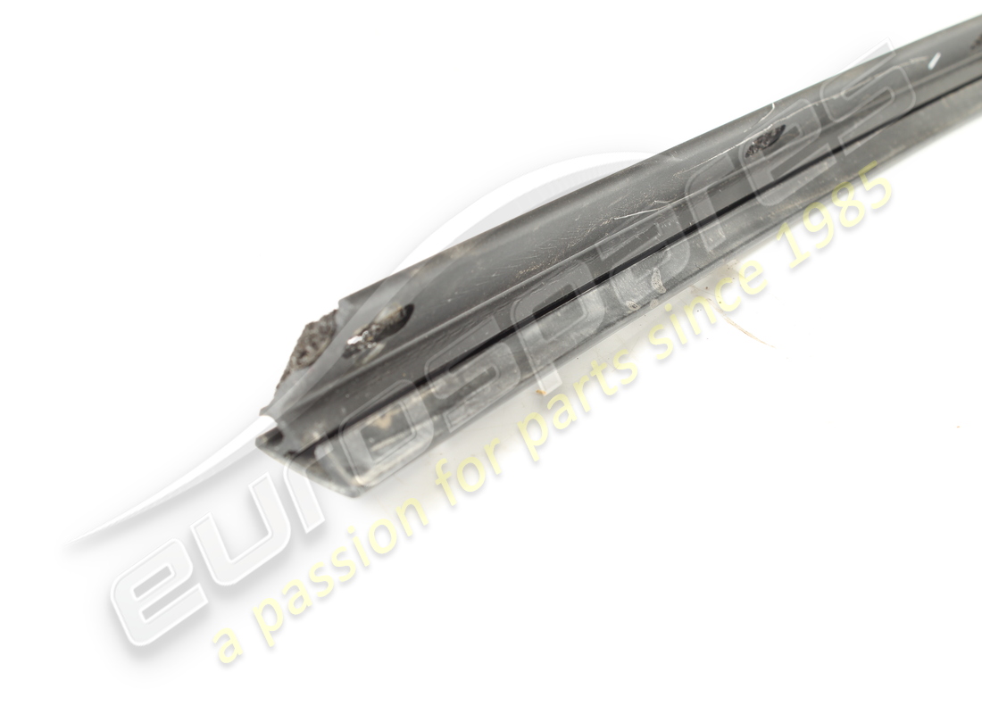 MOULURE DE GOUTTIÈRE DE TOIT À GAUCHE D'OCCASION FERRARI. NUMÉRO DE PIÈCE 84294600 (2) moulure de gouttière de toit à gauche d'occasion ferrari. numéro de pièce 84294600 (2)