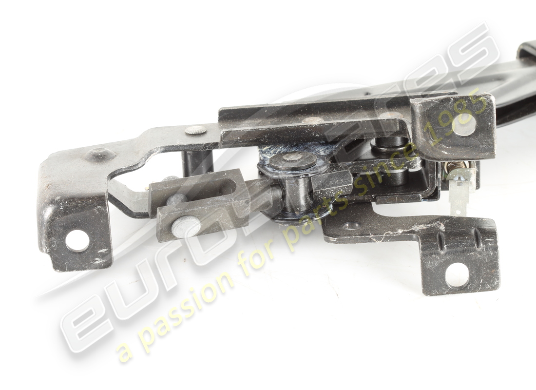 LEVIER DE FREIN À MAIN FERRARI UTILISÉ. NUMÉRO DE PIÈCE 173526 (5) levier de frein à main ferrari utilisé. numéro de pièce 173526 (5)