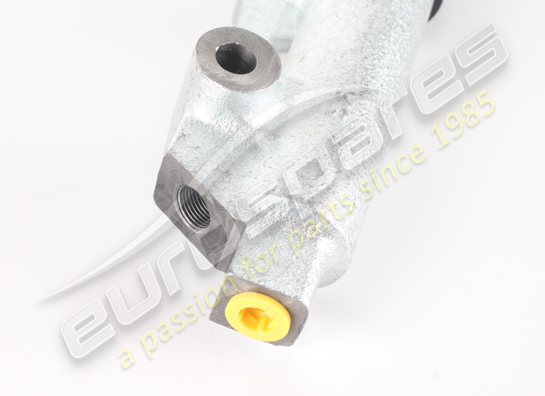 nouveau cylindre d'embrayage eurospares. numéro de pièce 004204692 (4)