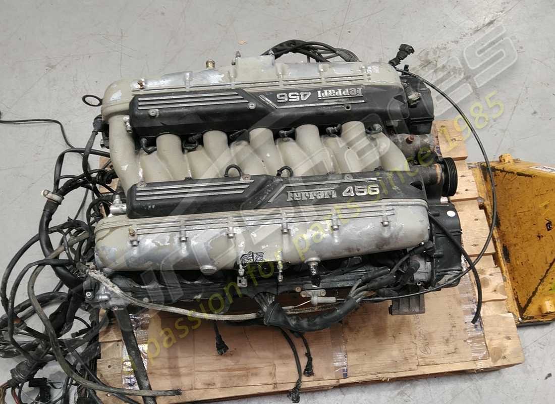 UTILISÉ Ferrari 456 MOTEUR GT. NUMÉRO DE PIÈCE 173504 (1)