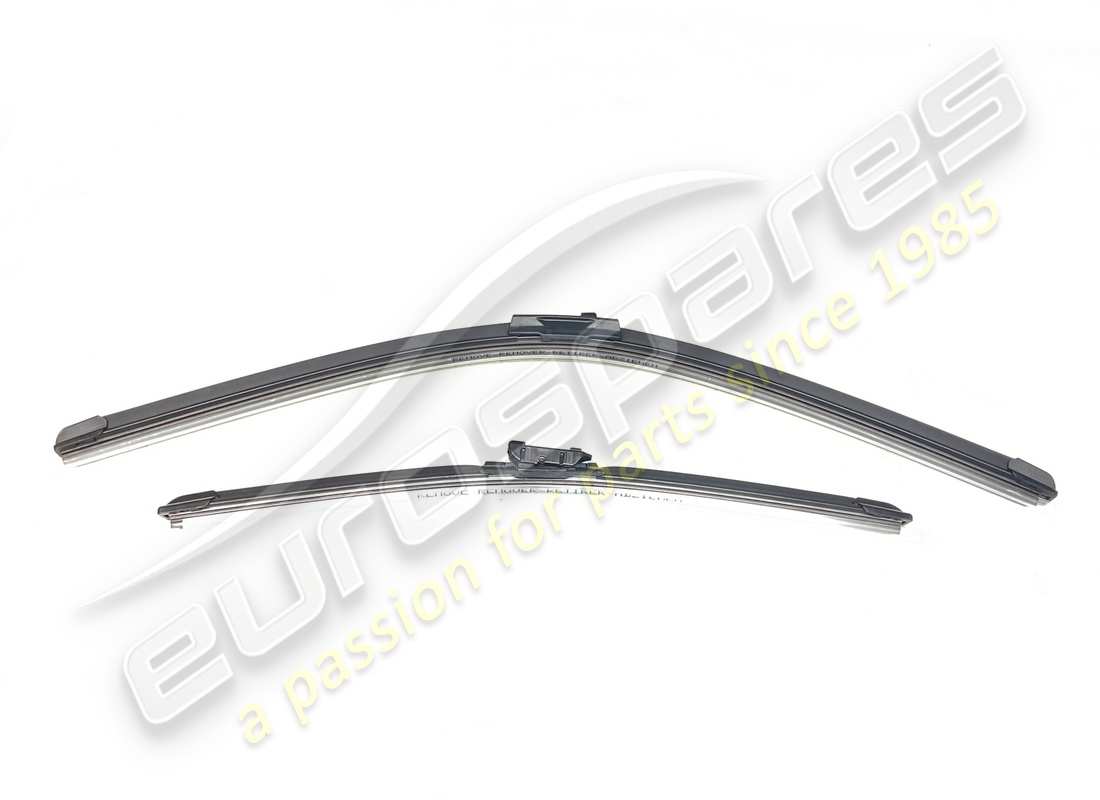 kit de balais d'essuie-glace neuf maserati, conduite à distance numéro de pièce 673013657 (1)