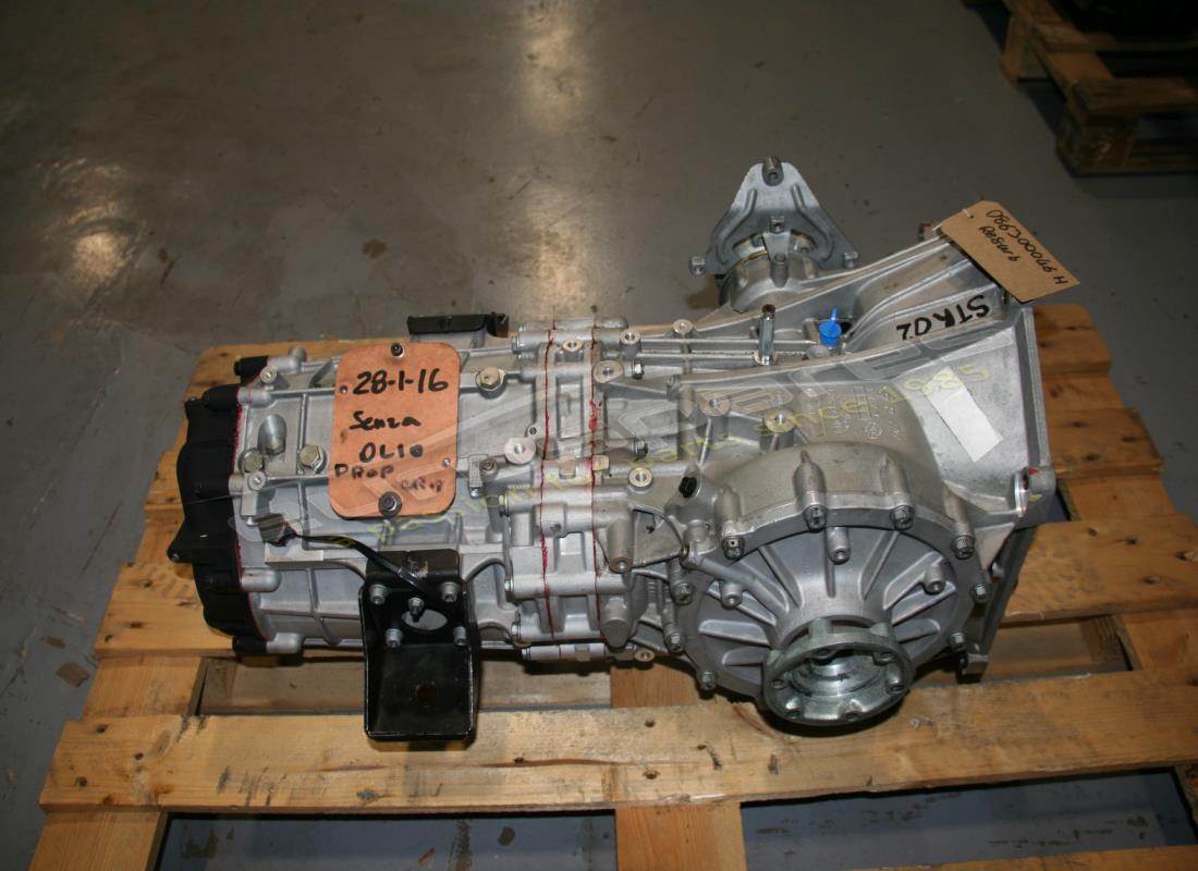 TRANSMISSION Lamborghini RECONDITIONNÉE . NUMÉRO DE PIÈCE 086300046H (1)