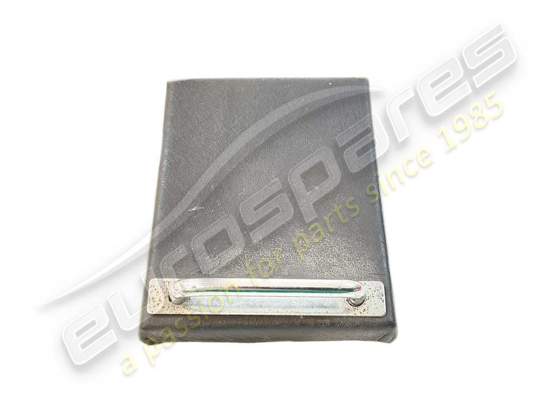 utilisé le soutien ferrari. numéro de pièce 61517900 (1)