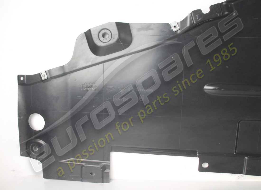 NOUVEAU FERRARI AVANT AÉRODYNAMIQUE INFÉRIEUR GAUCHE NUMÉRO DE PIÈCE 83948400 (2) nouveau ferrari avant aérodynamique inférieur gauche numéro de pièce 83948400 (2)