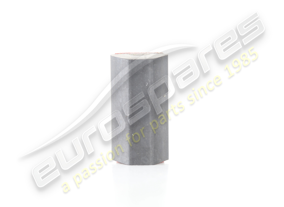 nouvelle espaceur ferrari. numéro de pièce 63023300 (1)