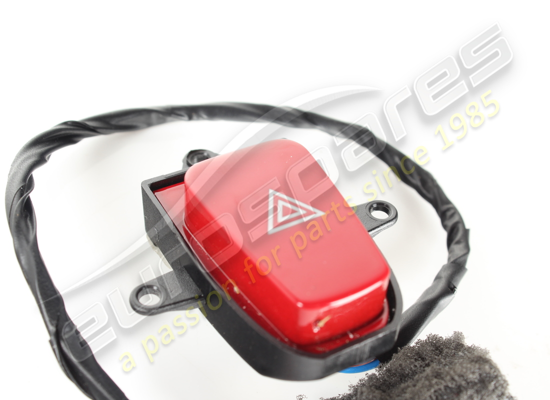 utilisé le bouton de feux d'avertissement de danger ferrari. numéro de pièce 881230 (3)