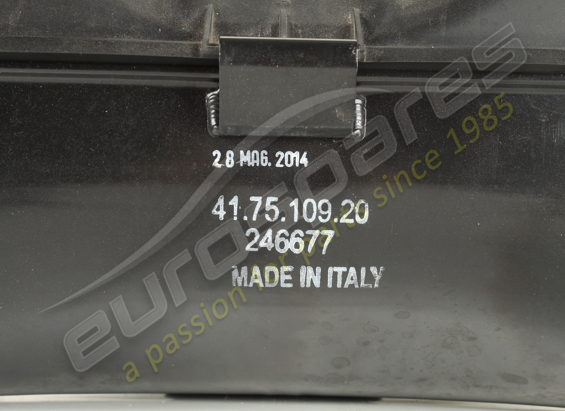 utilisé ferrari boîte de filtre à air complète. numéro de pièce 284707a (4)