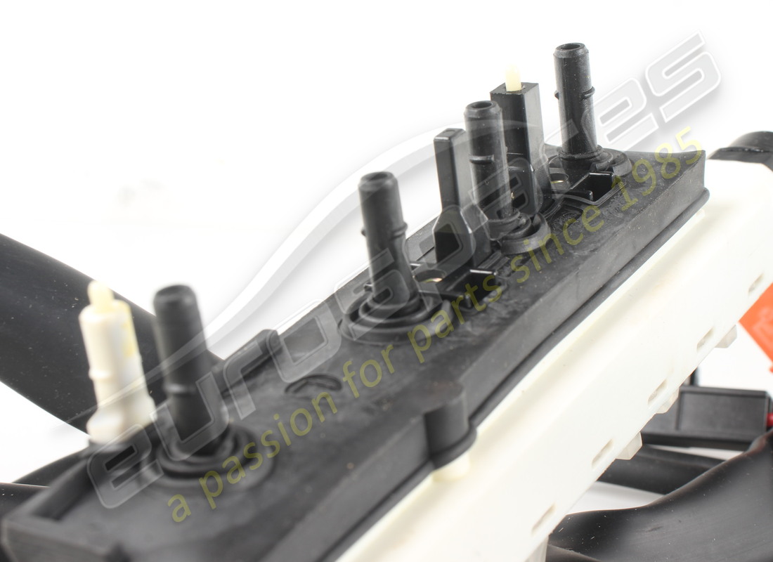 nouveau joystick de siège maserati. référence 376980309 (4)