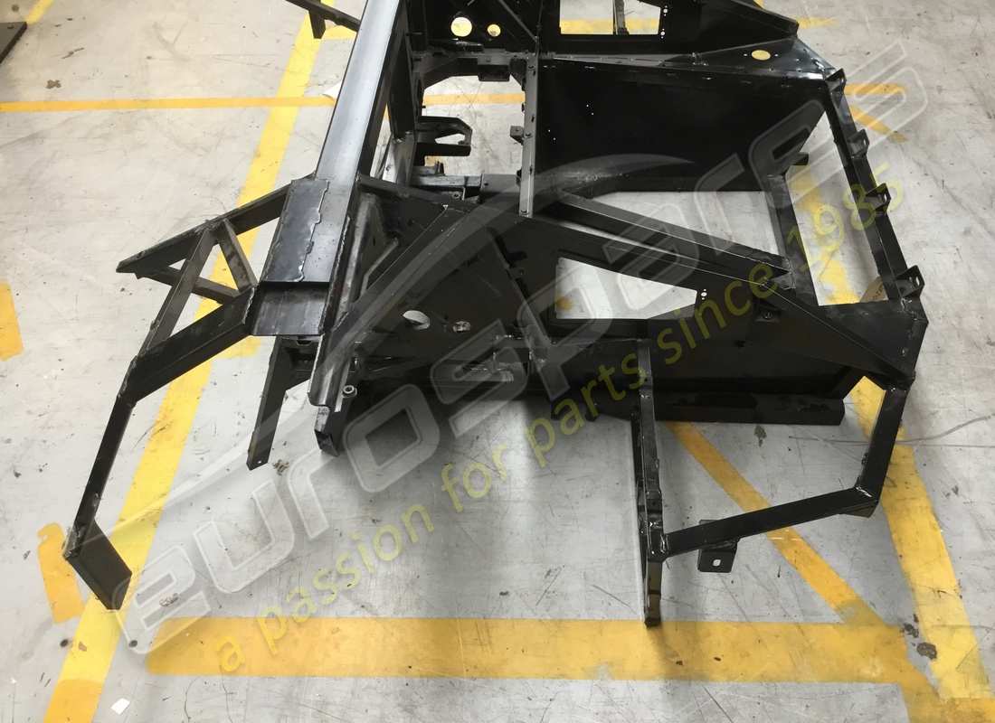 nouveau cadre lamborghini. numéro de pièce 410898045 (4)