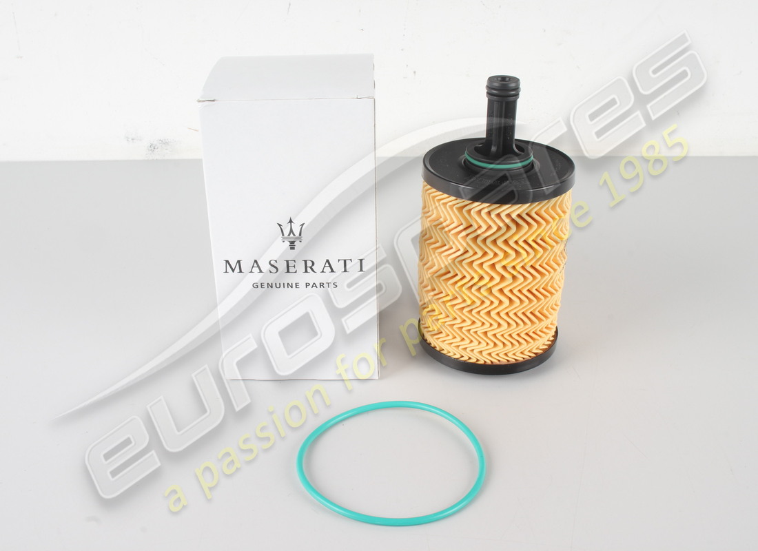 nouveau filtre à huile maserati. numéro de pièce 295948 (1)