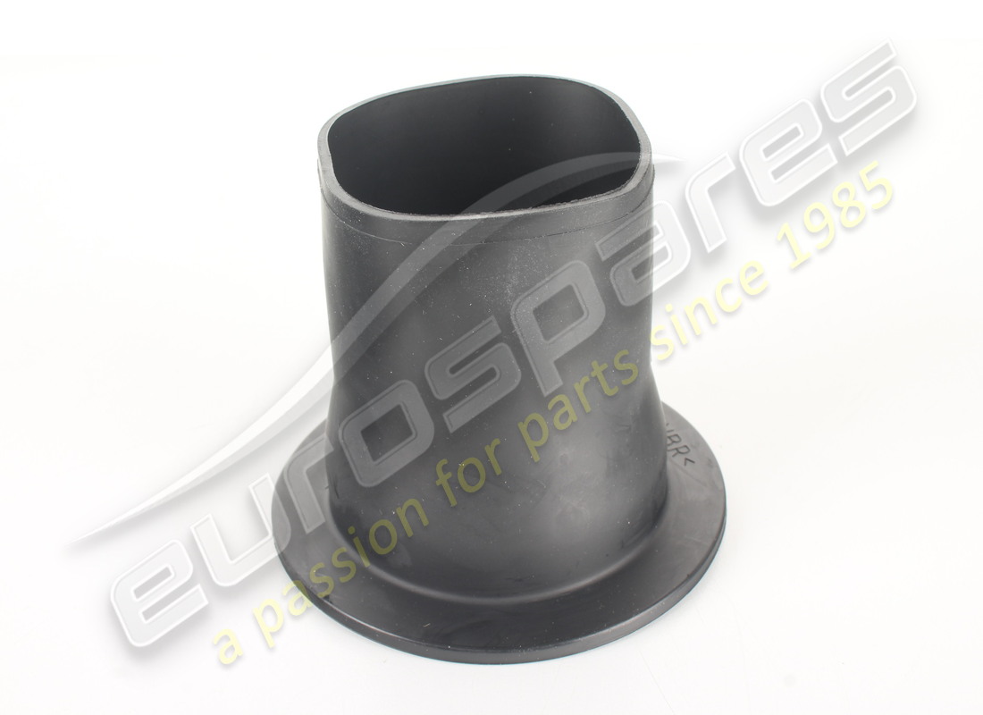 nouvelle espaceur supérieur maserati. numéro de pièce 238358 (1)