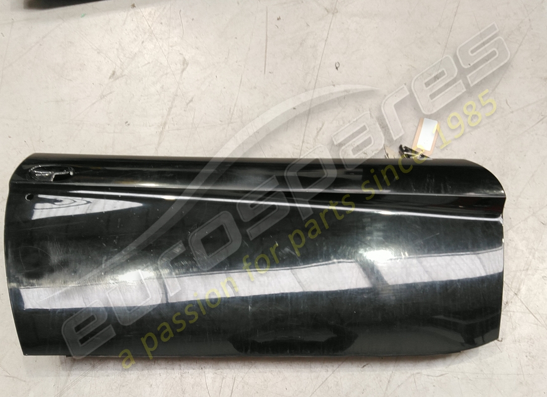 porte droite ferrari endommagée complète. numéro de pièce 63481600 (1)