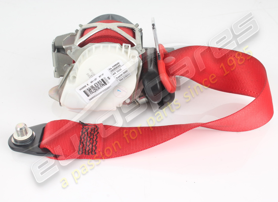 CEINTURE DE SÉCURITÉ À TROIS POINTS D'OCCASION Ferrari GAUCHE. NUMÉRO DE PIÈCE 829595.. (1)