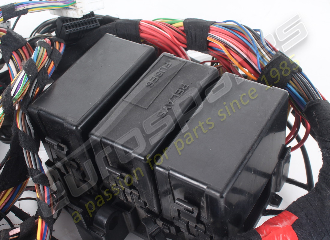 CÂBLES DE TUNNEL ARRIÈRE GAUCHE D'OCCASION FERRARI. RÉFÉRENCE 177914 (3) câbles de tunnel arrière gauche d'occasion ferrari. référence 177914 (3)