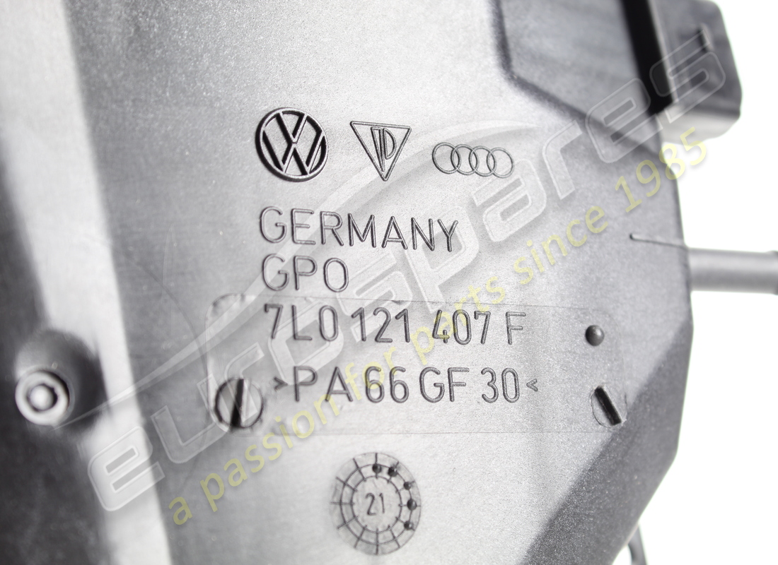 NOUVEAU RÉSERVOIR D'EXPANSION DE LIQUIDE DE REFROIDISSEMENT PORSCHE. RÉFÉRENCE 95510614723 (6) nouveau réservoir d'expansion de liquide de refroidissement porsche. référence 95510614723 (6)