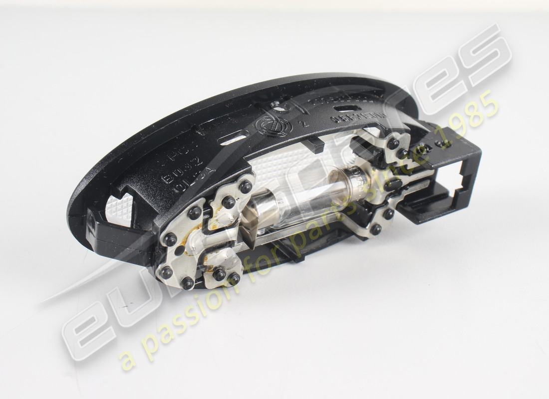 nouvelle lampe dôme maserati. numéro de pièce 67094700 (3)