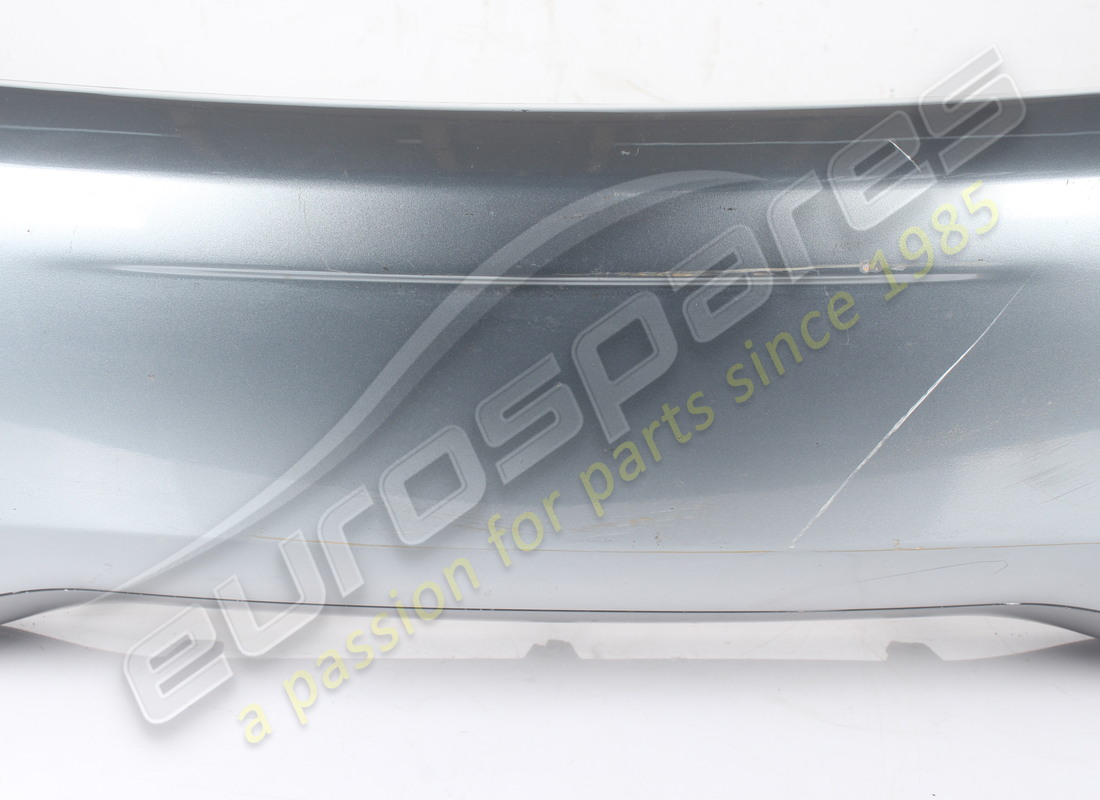 UTILISÉ FERRARI PARE-CHOCS AVANT. NUMÉRO DE PIÈCE 64861610 (4) utilisé ferrari pare-chocs avant. numéro de pièce 64861610 (4)