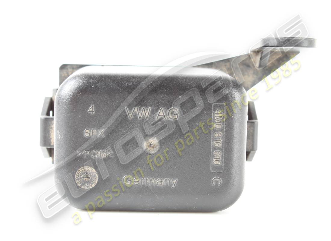 SILENCIEUX LAMBORGHINI D'OCCASION PL73. NUMÉRO DE PIÈCE 4M0616010C (3) silencieux lamborghini d'occasion pl73. numéro de pièce 4m0616010c (3)