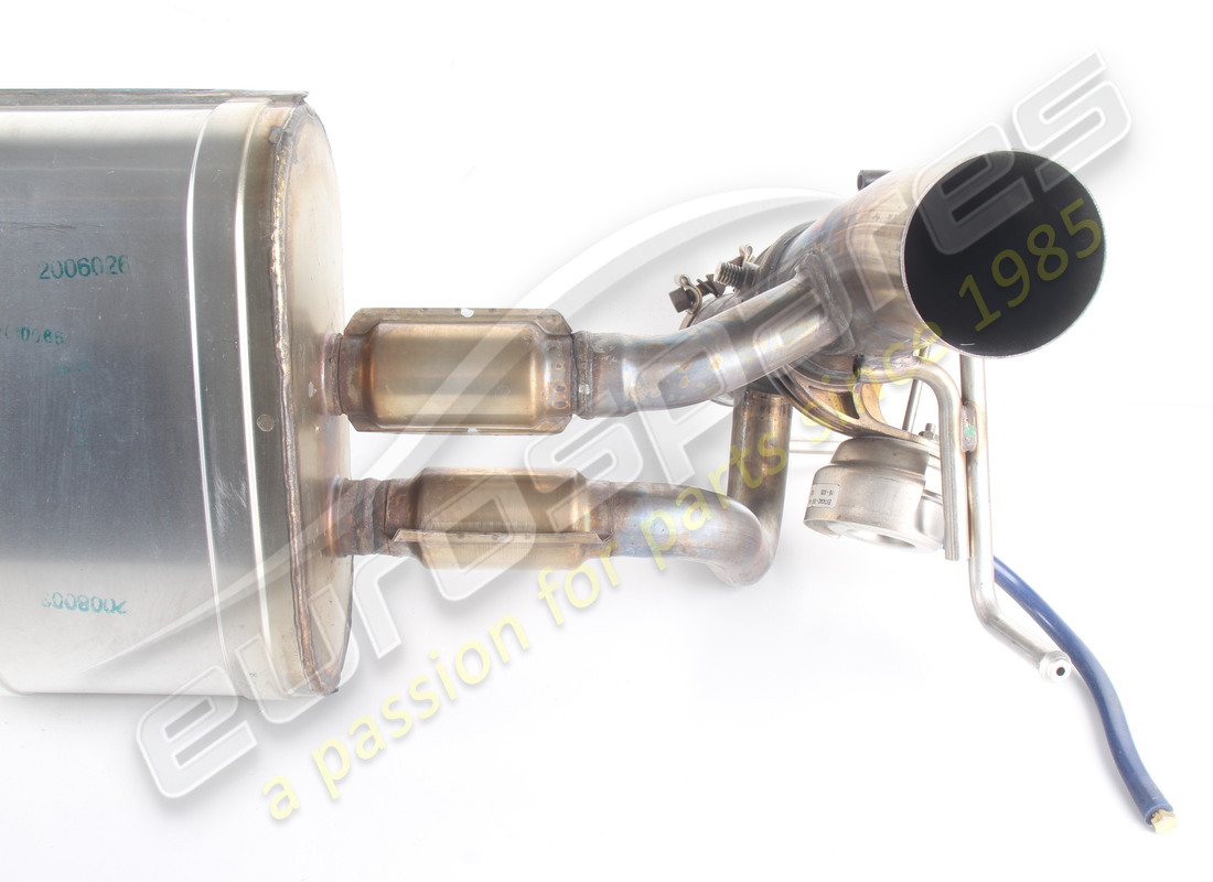 utilisé ferrari silencieux central. numéro de pièce 844311 (3)