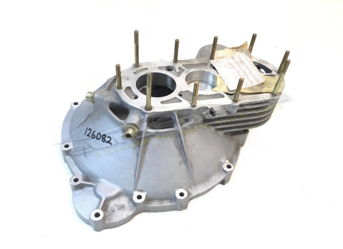 nouveau carter d'embrayage ferrari. numéro de pièce 126082 (1)