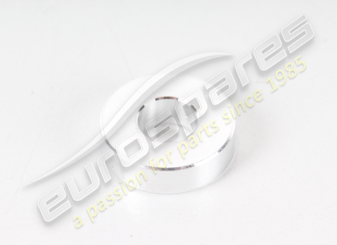 nouvelle espaceur ferrari. numéro de pièce 104339 (1)