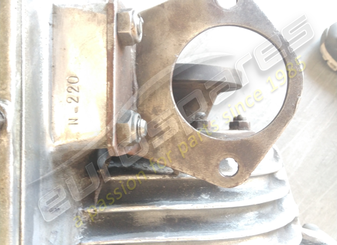 ferrari carter de boîte de vitesses utilisé. numéro de pièce 522431 (6)