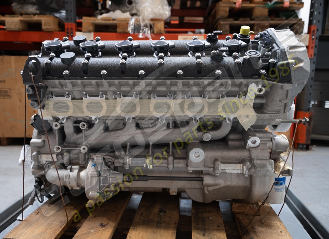 NOUVEAU MOTEUR LAMBORGHINI LP700. NUMÉRO DE PIÈCE 399900140 (4) nouveau moteur lamborghini lp700. numéro de pièce 399900140 (4)