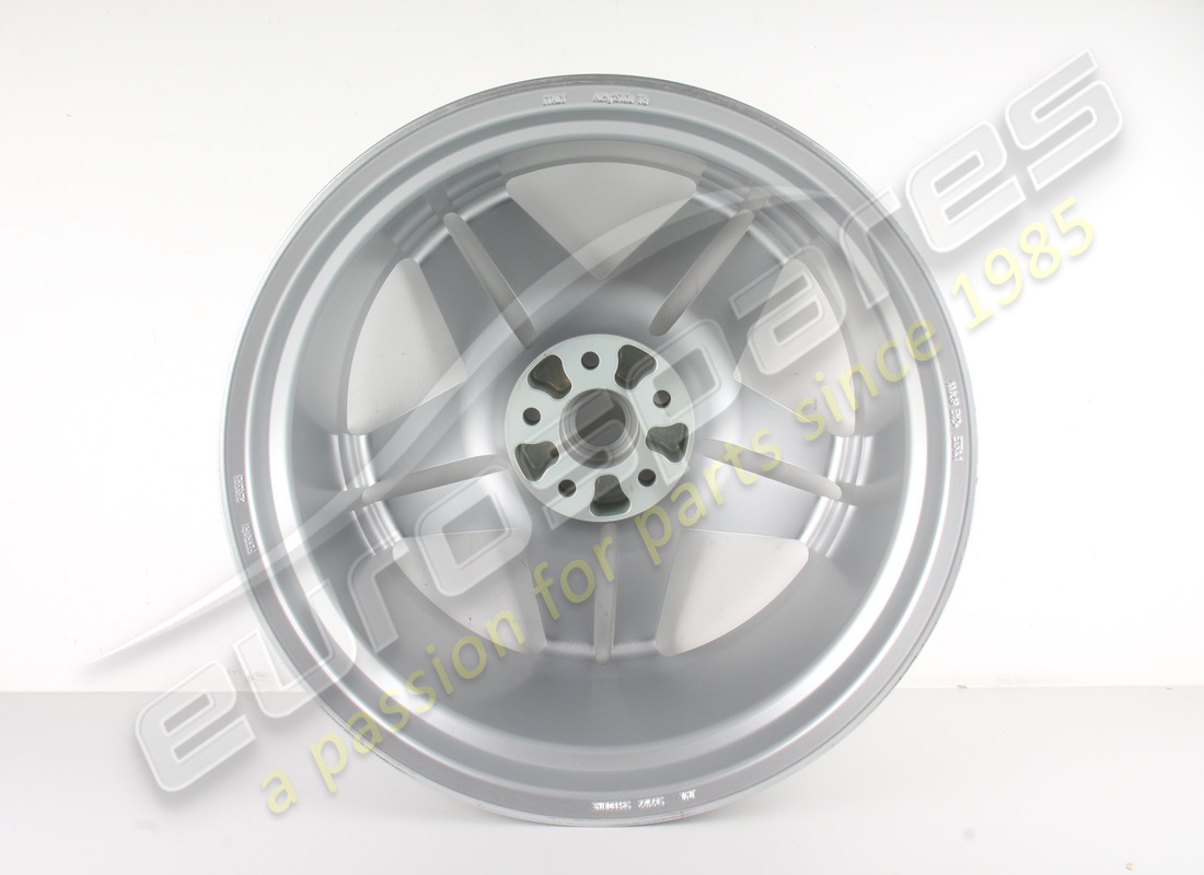 nouveau ferrari sessanta roues ensemble 19 pouces. numéro de pièce fwhe062 (4)