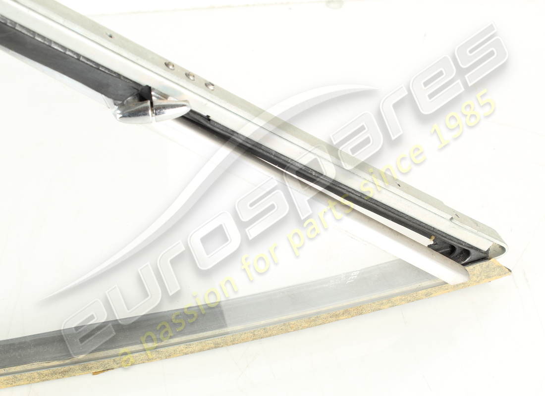 nouveau ferrari plaque de caisse gauche complète. référence 2533033108 (3)