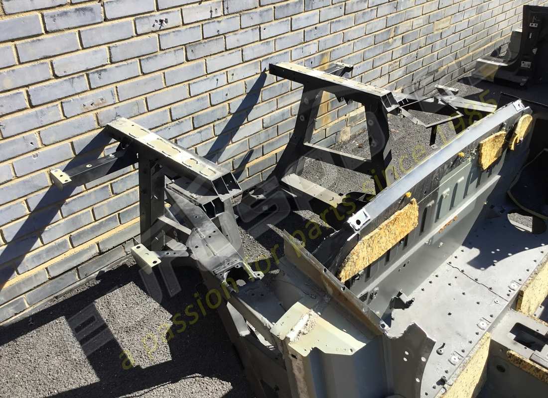utilisé eurospares lamborghini gallardo lp570 cadre de châssis arrière sl. numéro de pièce eap1230037 (4)